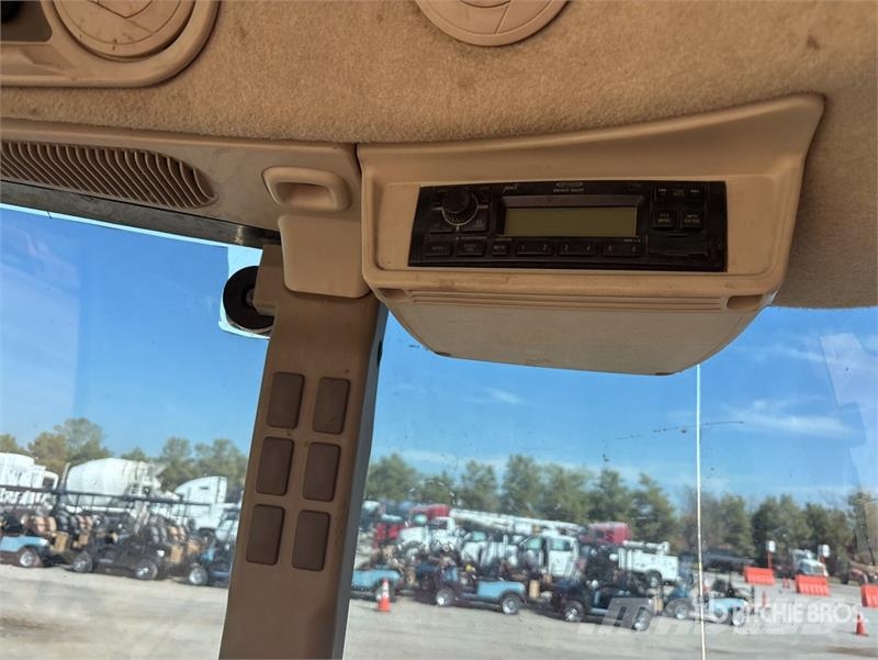 John Deere 5100E الجرارات
