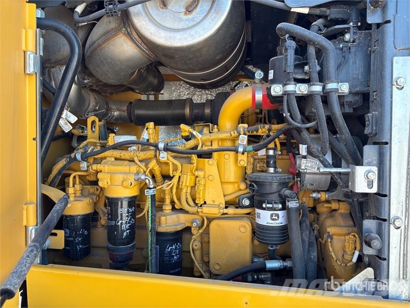 John Deere 524 P-Tier Læssemaskiner på hjul