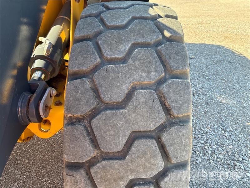 John Deere 524 P-Tier Læssemaskiner på hjul