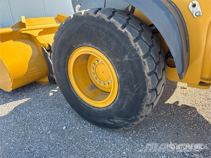 John Deere 524 P-Tier Læssemaskiner på hjul