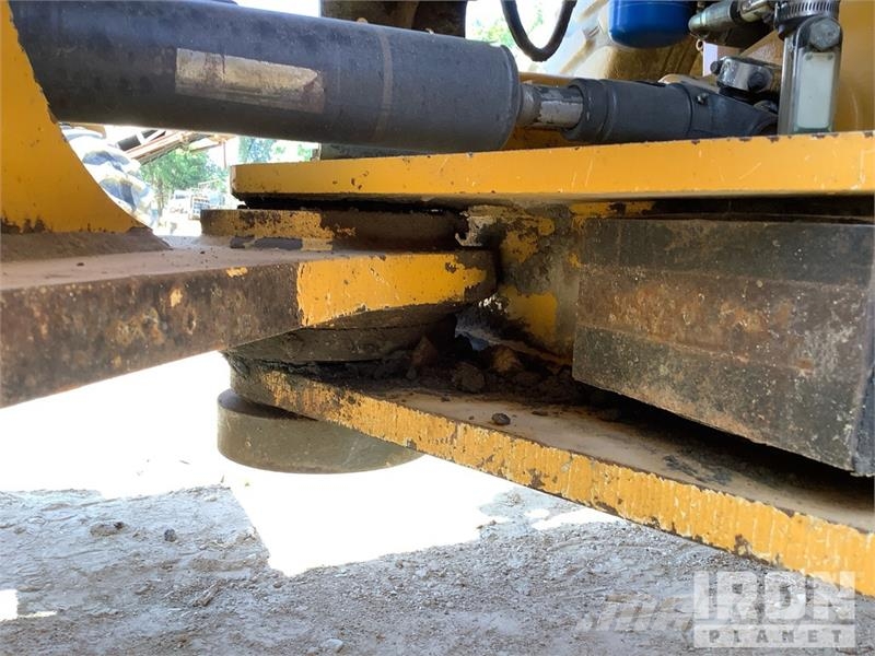 John Deere 524K Фронтальные погрузчики