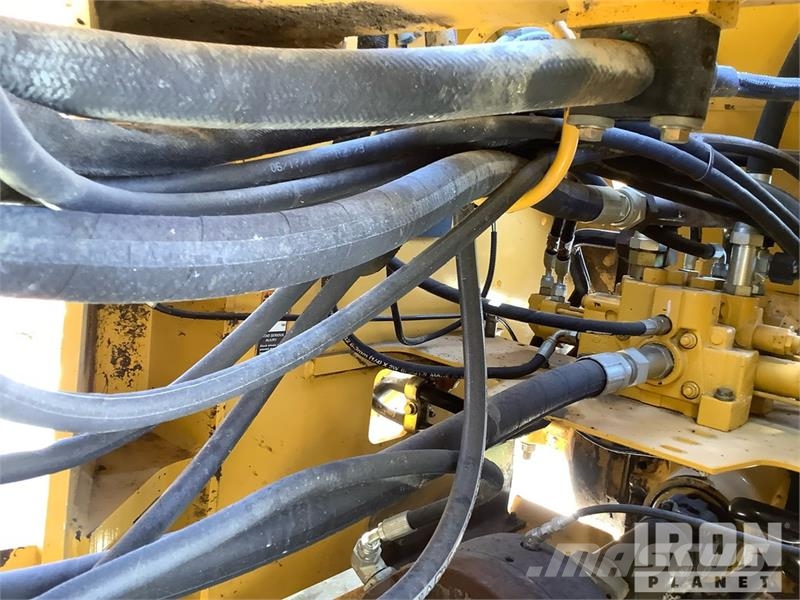 John Deere 524K Фронтальные погрузчики