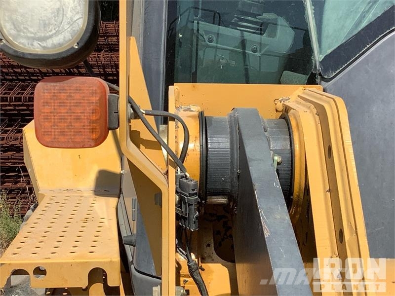 John Deere 524K Фронтальные погрузчики