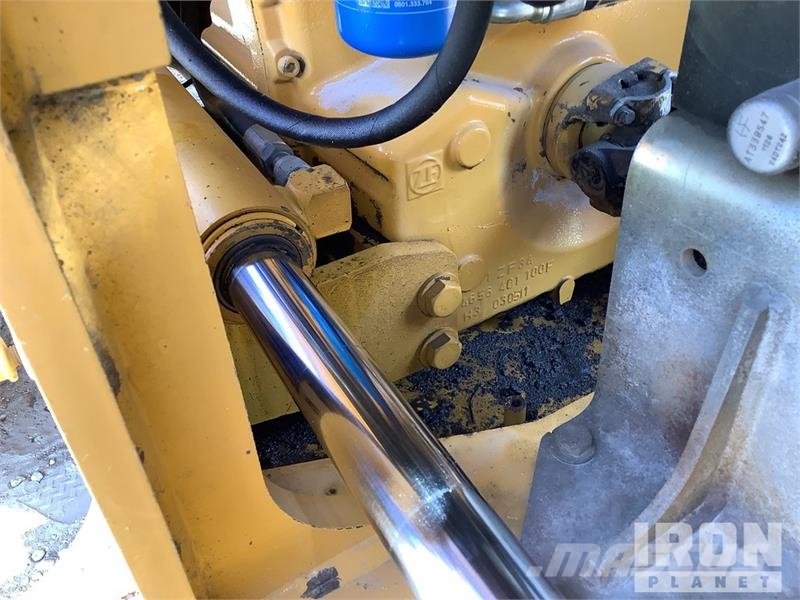 John Deere 524K Фронтальные погрузчики