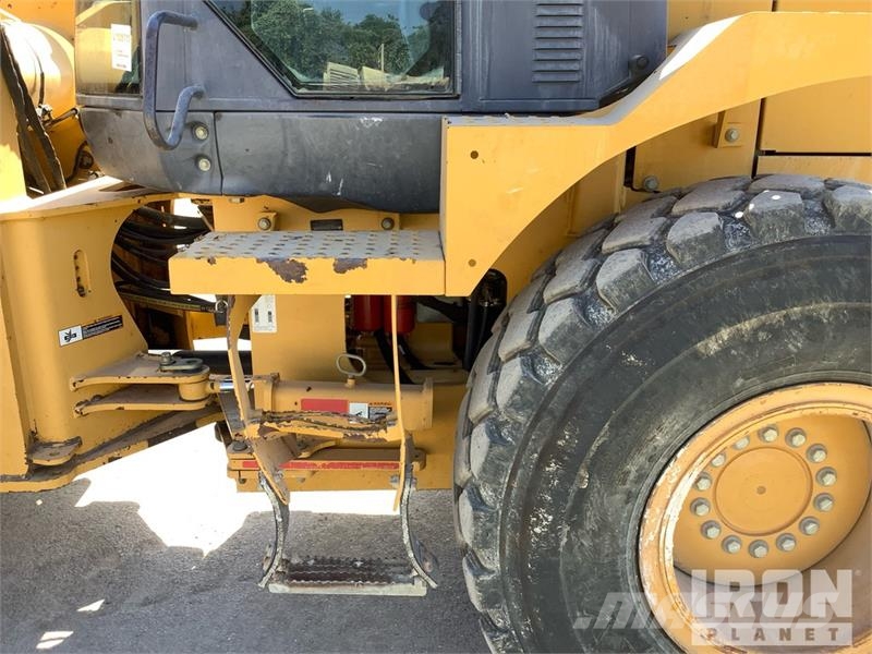John Deere 524K Фронтальные погрузчики
