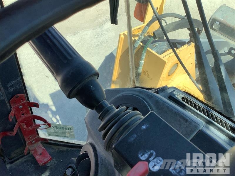 John Deere 524K Фронтальные погрузчики