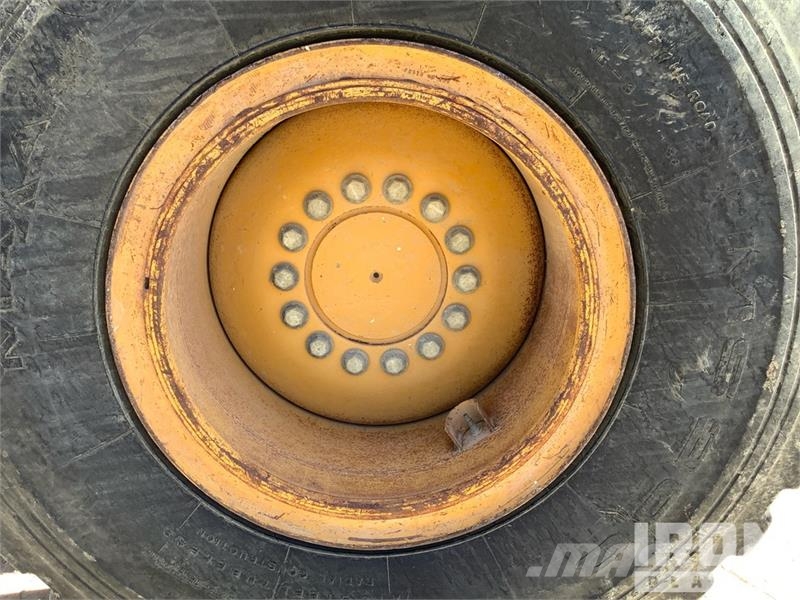 John Deere 524K Фронтальные погрузчики
