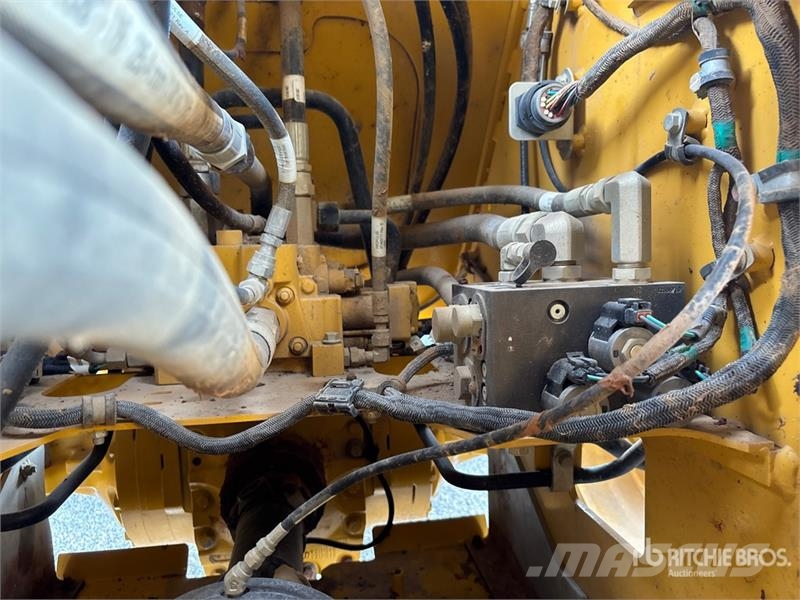 John Deere 524L Wheel Loader Utovarivači na kotačima