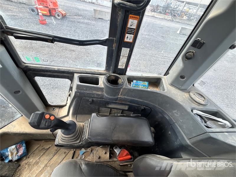 John Deere 524L Wheel Loader Utovarivači na kotačima