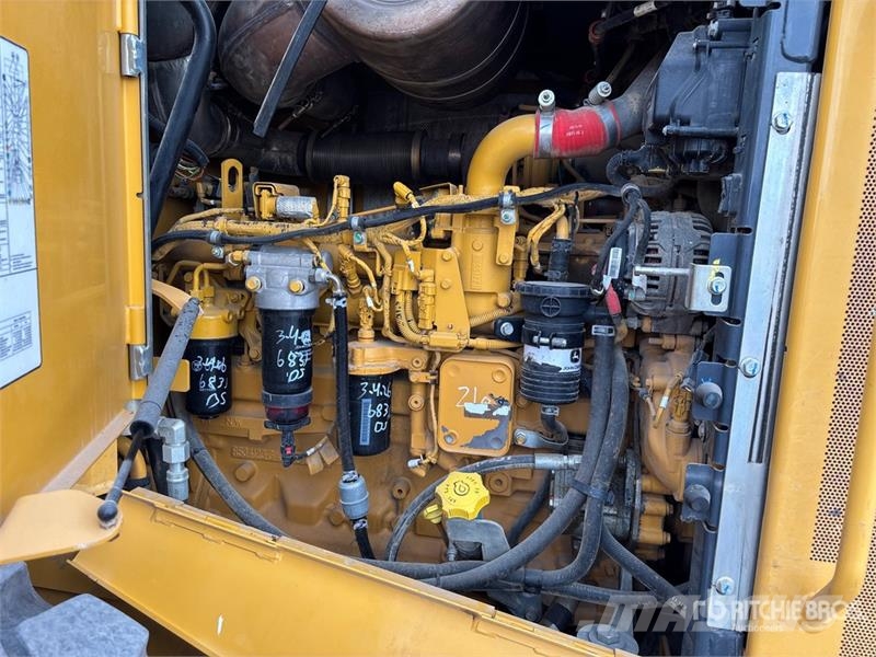 John Deere 524L Wheel Loader Utovarivači na kotačima