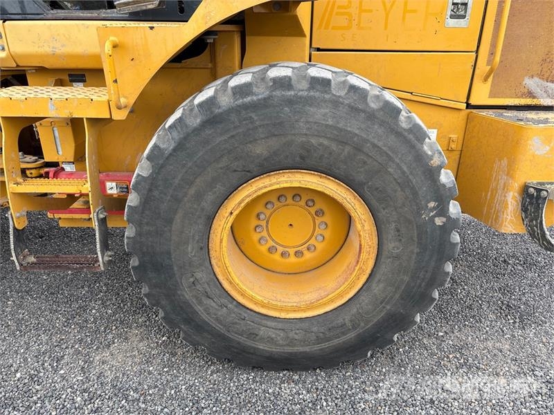 John Deere 524L Wheel Loader Utovarivači na kotačima