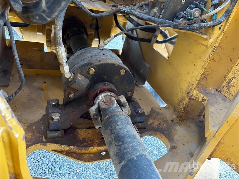 John Deere 524L Wheel Loader Utovarivači na kotačima