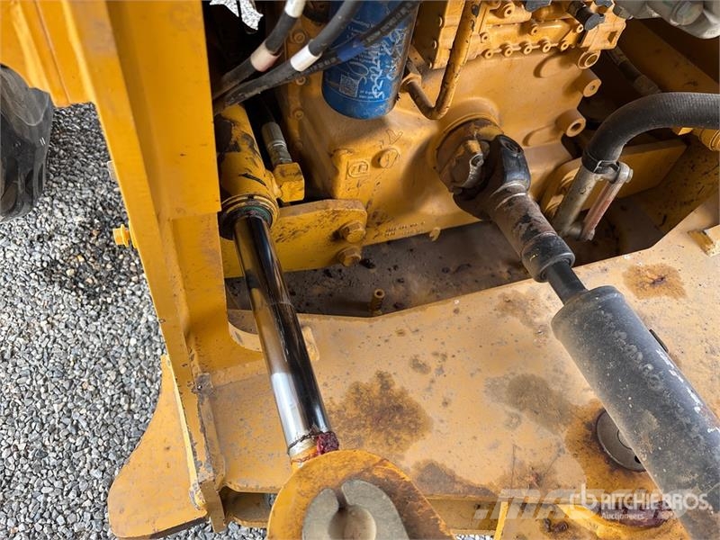 John Deere 524L Wheel Loader Utovarivači na kotačima
