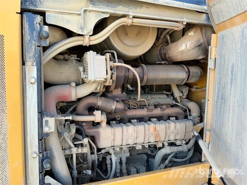 John Deere 544 P-Tier Pale gommate