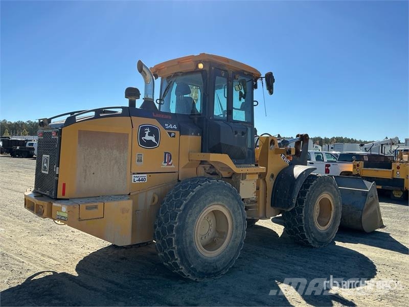 John Deere 544 P-Tier Pale gommate
