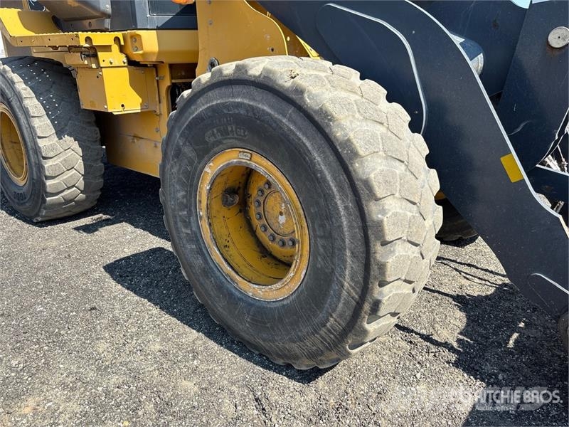 John Deere 544 P-Tier Kolesni nakladalci