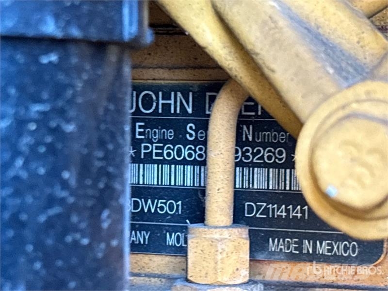 John Deere 544 P-Tier Kolesni nakladalci