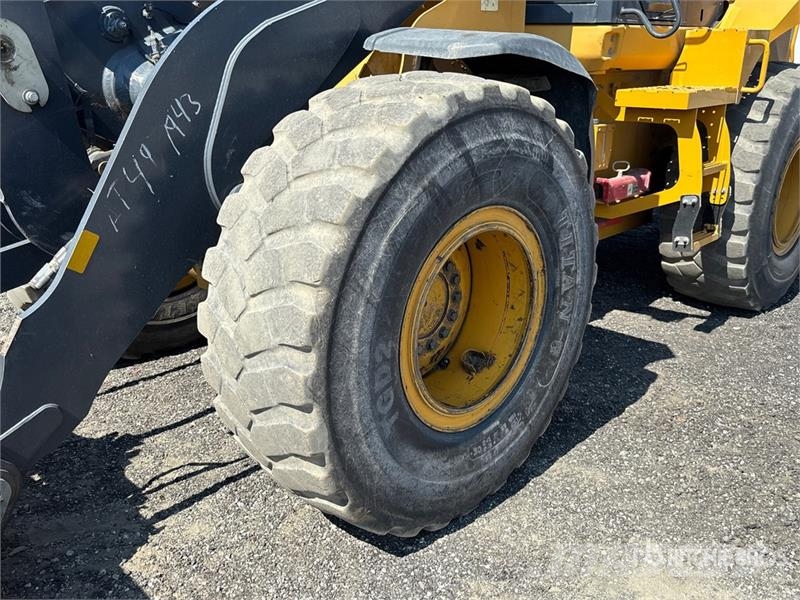 John Deere 544 P-Tier Kolesni nakladalci