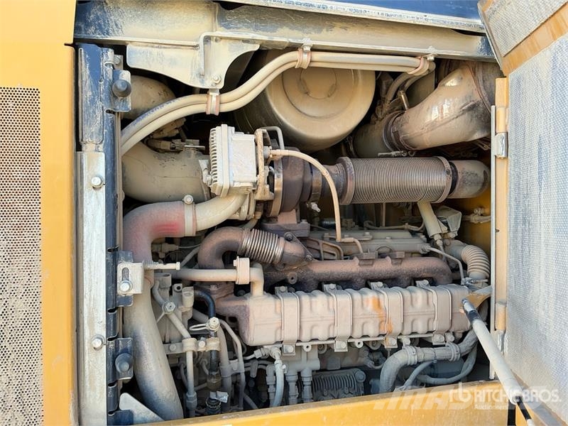 John Deere 544 P-Tier Pale gommate