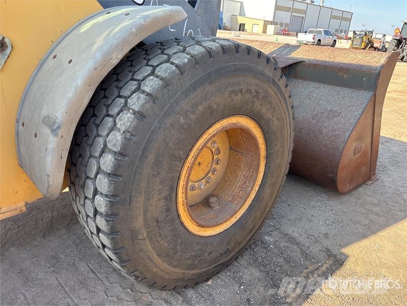 John Deere 544J Wheel Loader Wheel loaders