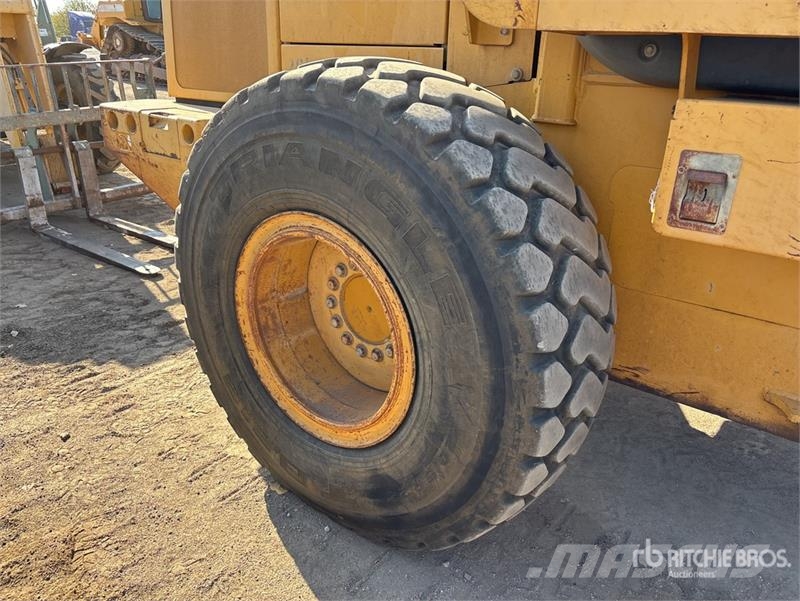 John Deere 544J Wheel Loader Wheel loaders