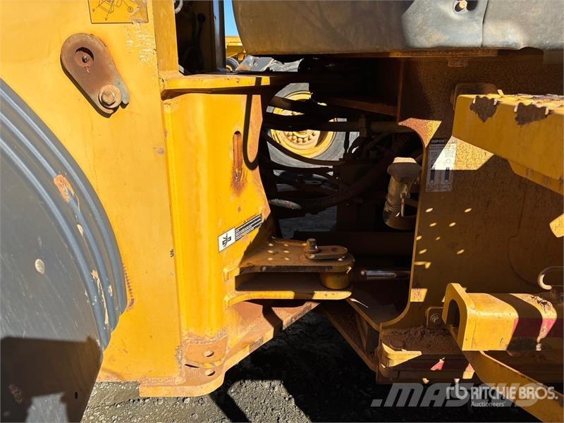 John Deere 544K Chargeuse sur pneus