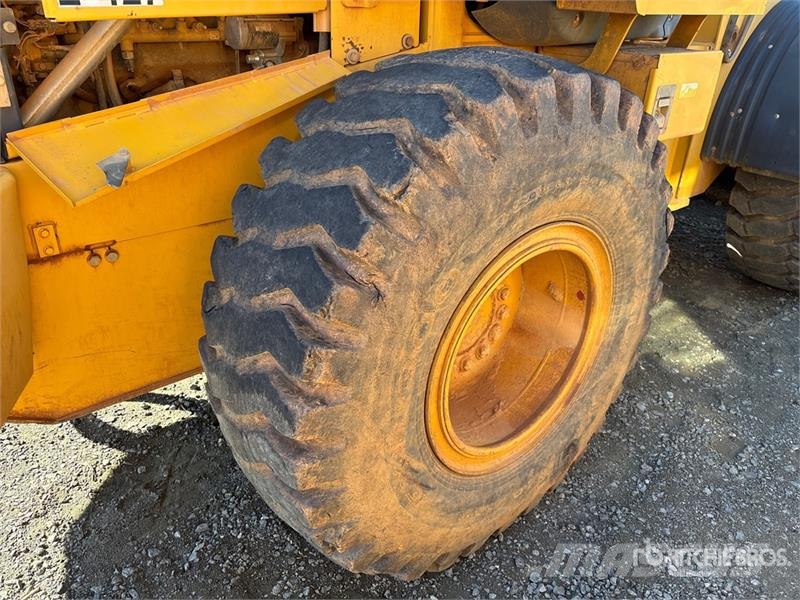 John Deere 544K Chargeuse sur pneus