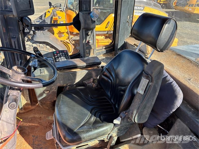 John Deere 544K Chargeuse sur pneus