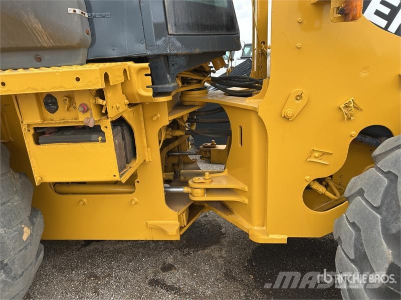 John Deere 544L Wheel Loader Фронтальні навантажувачі