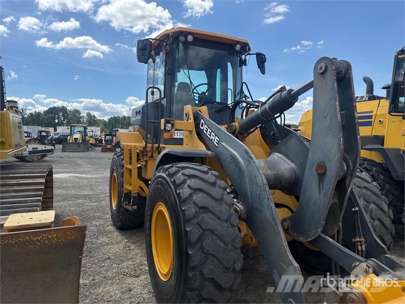 John Deere 544L Wheel Loader Wheel loaders
