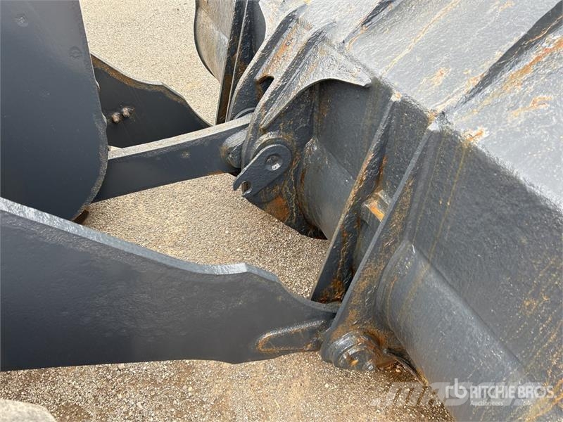 John Deere 544L Wheel Loader Фронтальні навантажувачі