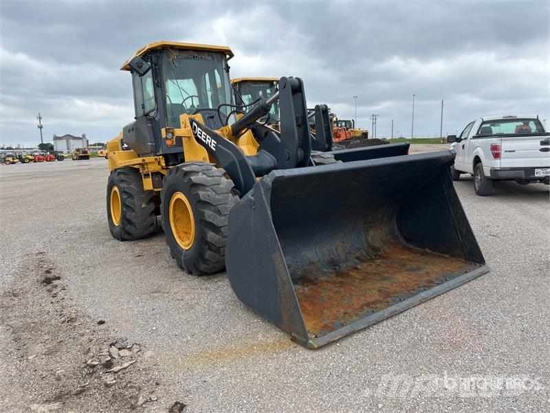 John Deere 544L Wheel Loader Фронтальні навантажувачі