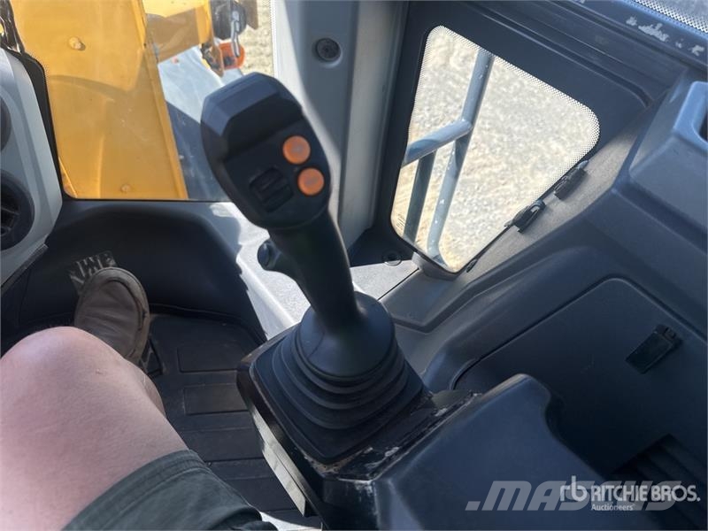 John Deere 544L Wheel Loader Wheel loaders