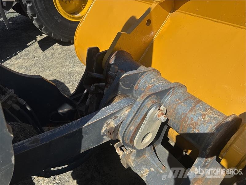 John Deere 544L Wheel Loader Wheel loaders