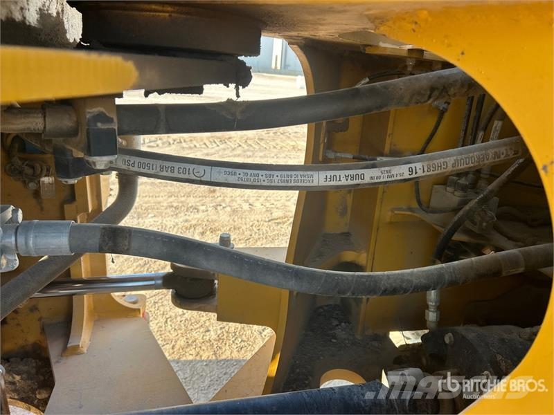 John Deere 544P Wheel Loader Pyöräkuormaajat