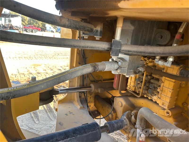 John Deere 544P Wheel Loader Pyöräkuormaajat