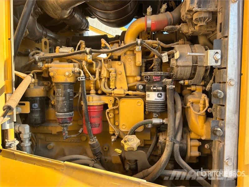 John Deere 544P Wheel Loader Pyöräkuormaajat