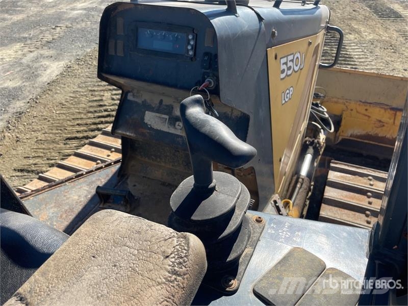 John Deere 550J Crawler dozers