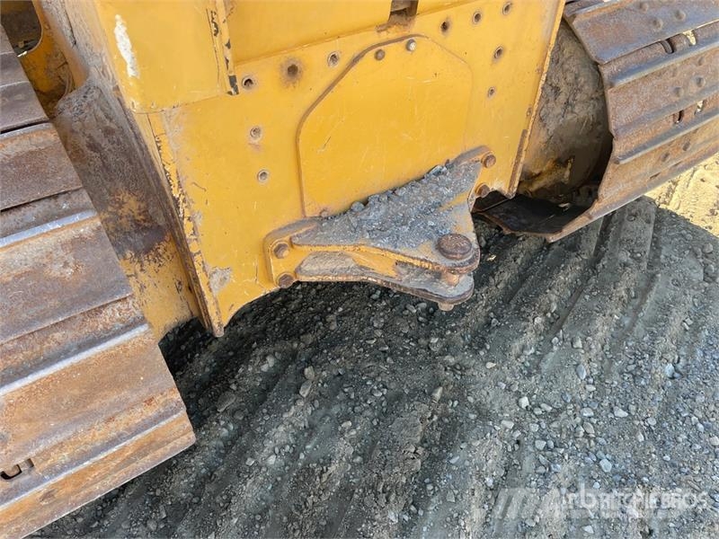 John Deere 550J Crawler dozers