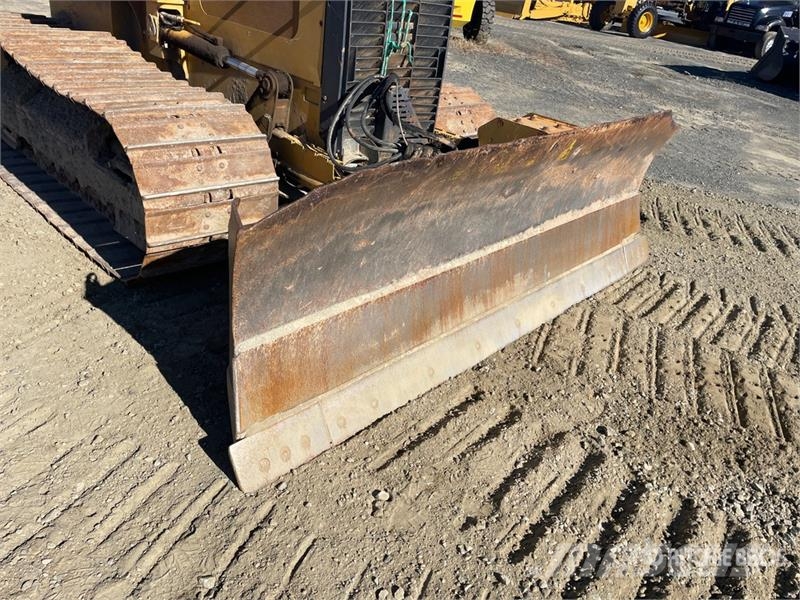 John Deere 550J Crawler dozers