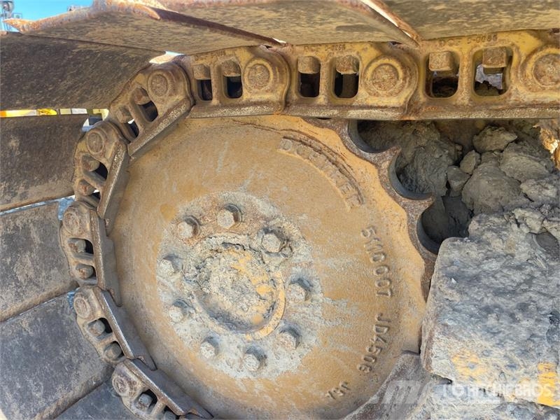 John Deere 550J Crawler dozers