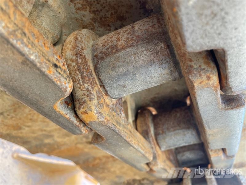 John Deere 550J Crawler dozers