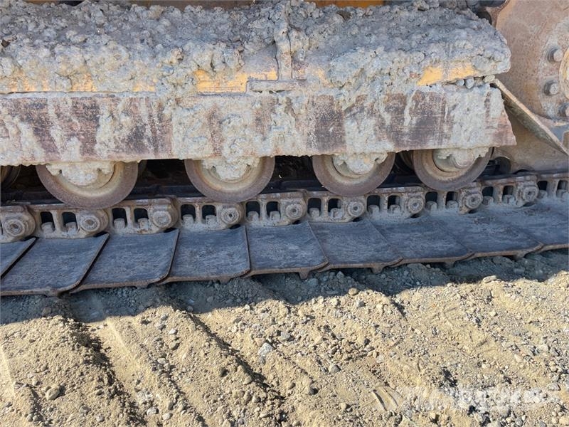 John Deere 550J Crawler dozers
