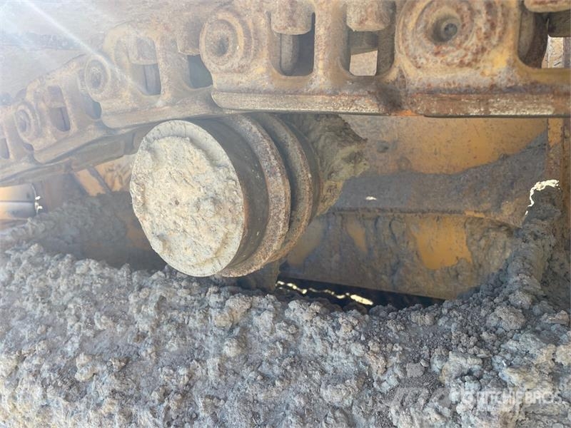 John Deere 550J Crawler dozers