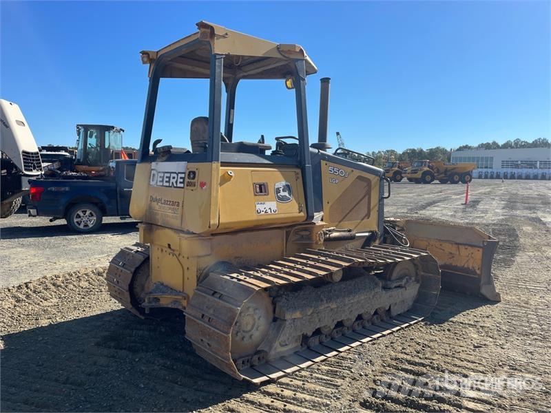 John Deere 550J Crawler dozers