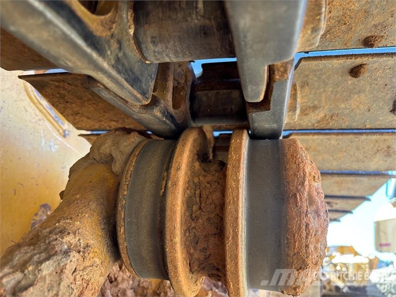 John Deere 550K Crawler Dozer Pásové dozery
