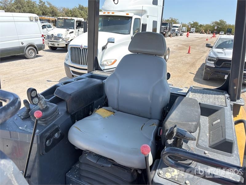 John Deere 550K Crawler Dozer Buldooserid
