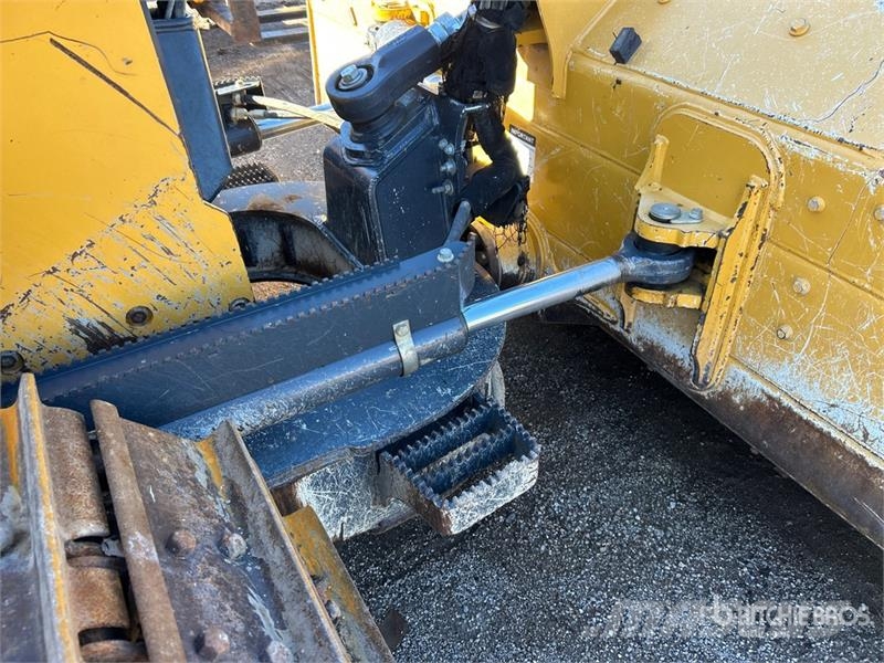 John Deere 550K Crawler Dozer Pásové dozéry