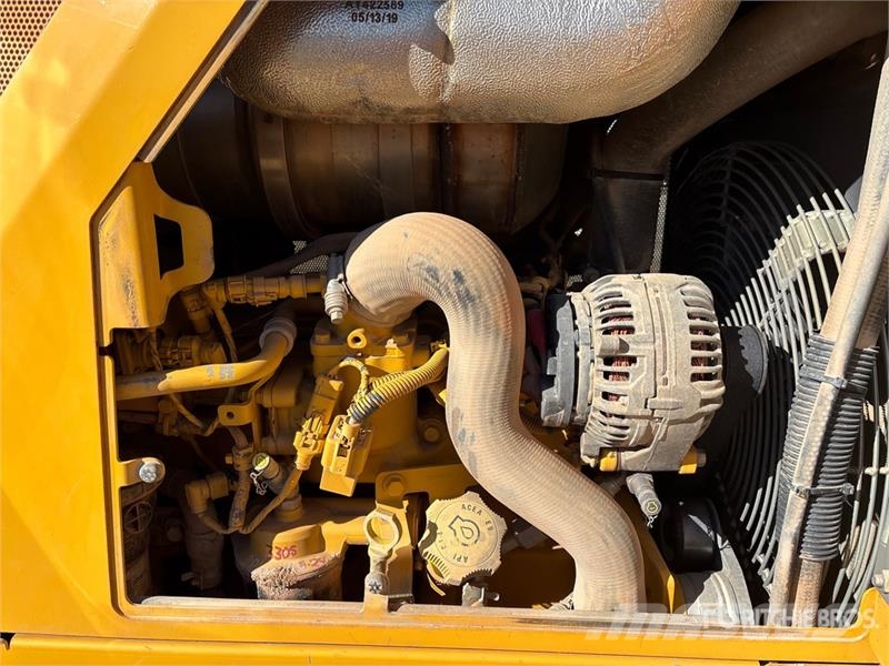 John Deere 550K Crawler Dozer Гусеничні бульдозери