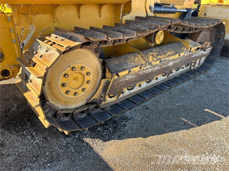 John Deere 550K Crawler Dozer Pásové dozéry